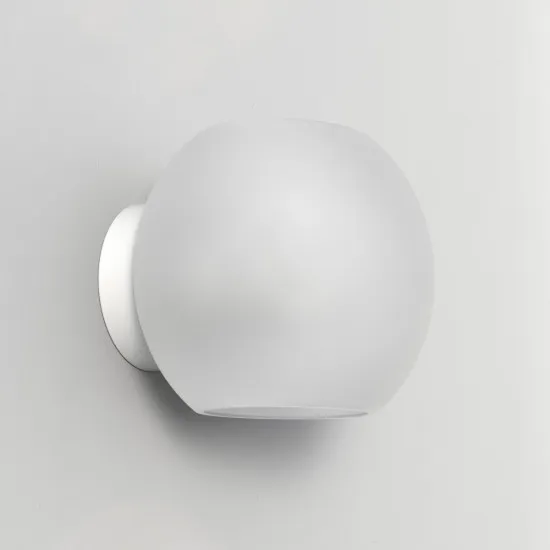 Astro Lighting Luna fehér fali lámpa (AST-1489001) E27 1 izzós IP20