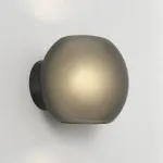 fekete