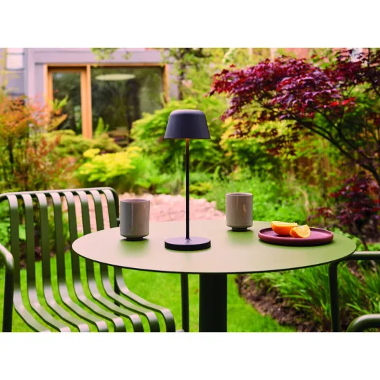Astro Lighting Nomad fekete hordozható LED kültéri asztali lámpa (AST-1484001) LED 1 izzós IP65