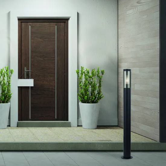 Searchlight Batton fekete-füstszínű kültéri állólámpa (SL-93901-900BK) E27 1 izzós IP44