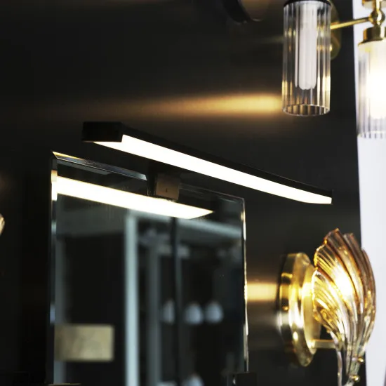 Searchlight Kos fekete fürdőszobai LED tükörmegvilágító lámpa (SL-17003-40BK) LED 1 izzós IP44