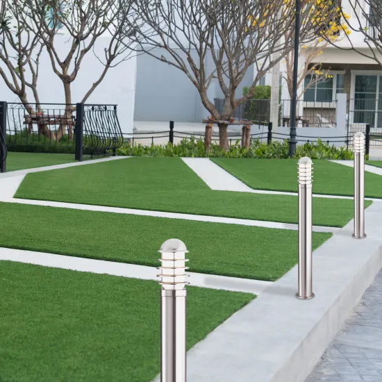 Searchlight Louvre ezüst kültéri állólámpa (SL-052-900) E27 1 izzós IP44