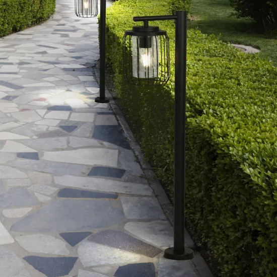 Searchlight Reed fekete kültéri állólámpa (SL-44611BK) E27 1 izzós IP44