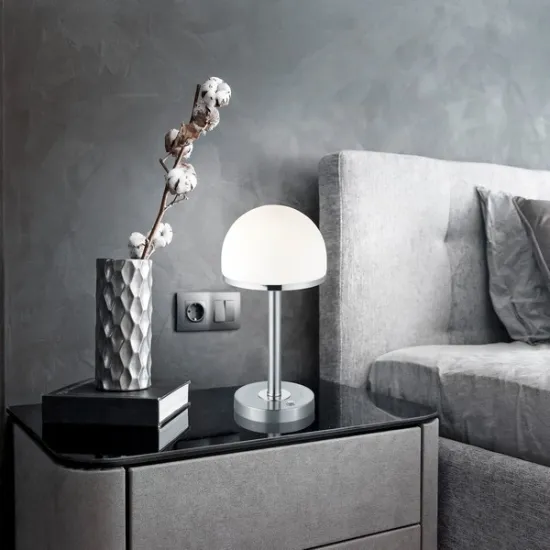 Trio Berlin matt nikkel-fehér LED asztali lámpa (TRI-527590107) LED 1 izzós IP20