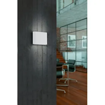 Trio Thames II fehér LED kültéri falikar (TRI-227560231) LED 2 izzós IP54