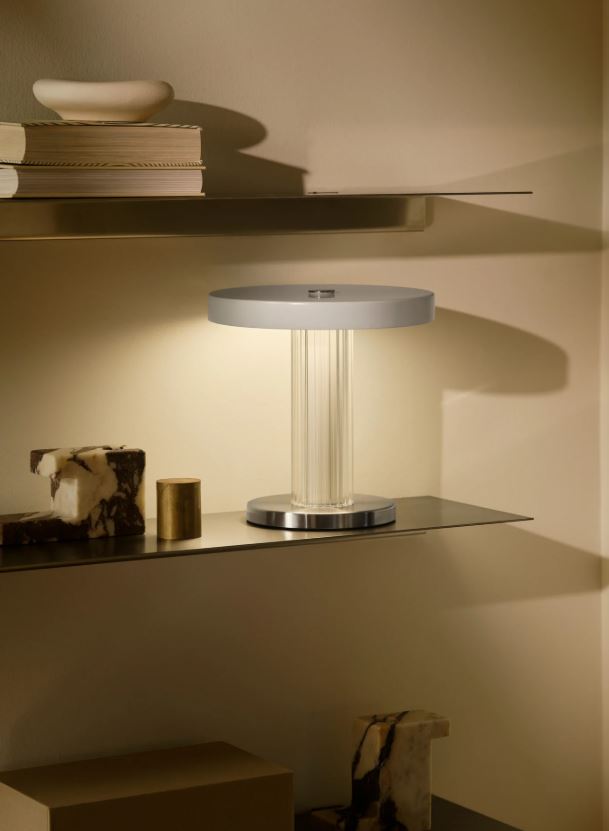 Nordlux Trezzi fehér-átlátszó LED hordozható asztali lámpa (NOR-2520135001) LED 1 izzós IP20 Nordlux Trezzi fehér-átlátszó LED hordozható asztali lámpa (NOR-2520135001) LED 1 izzós IP20